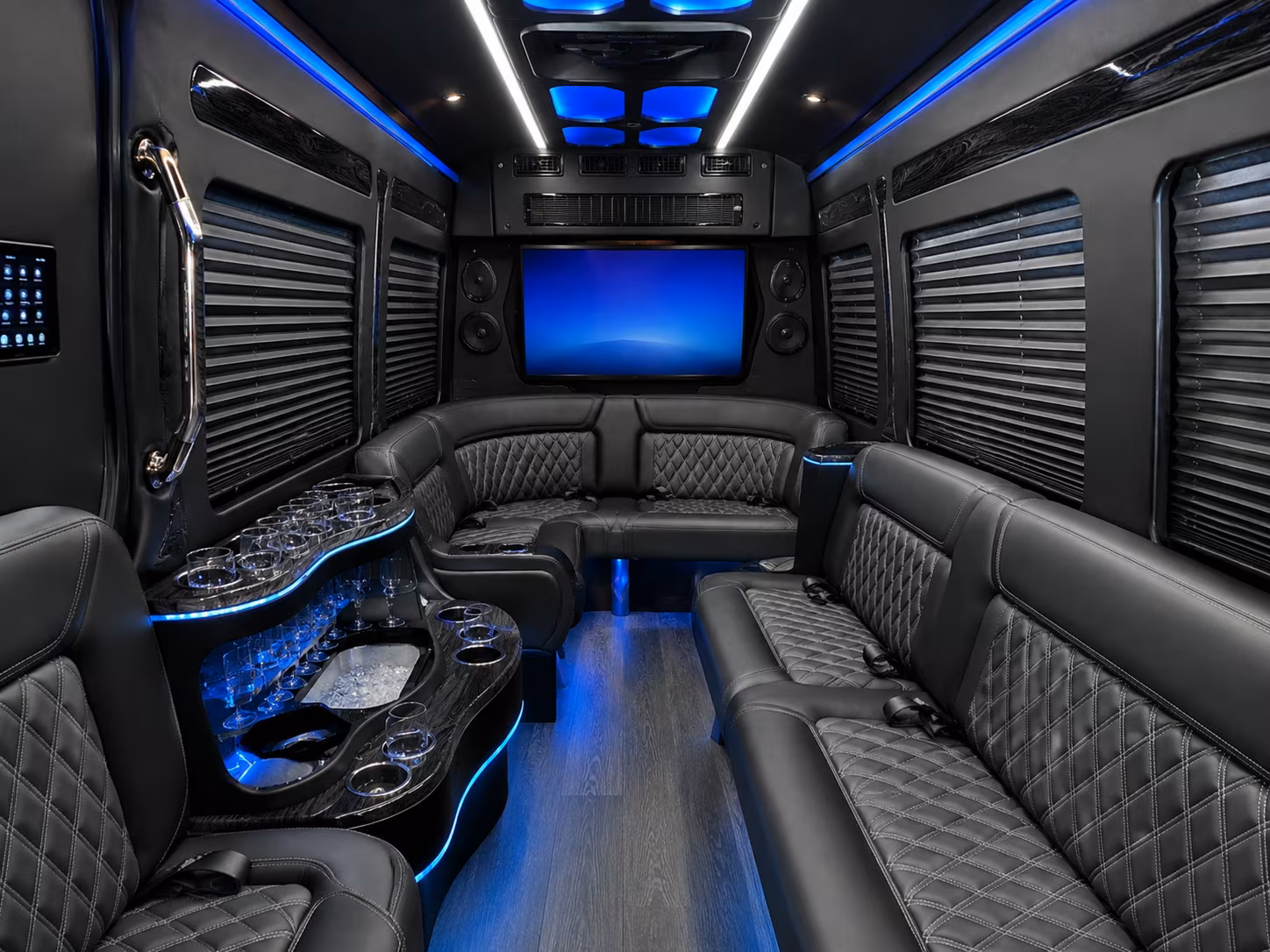 Myrtle Beach Airport Shuttle & Transportation party bus exterior