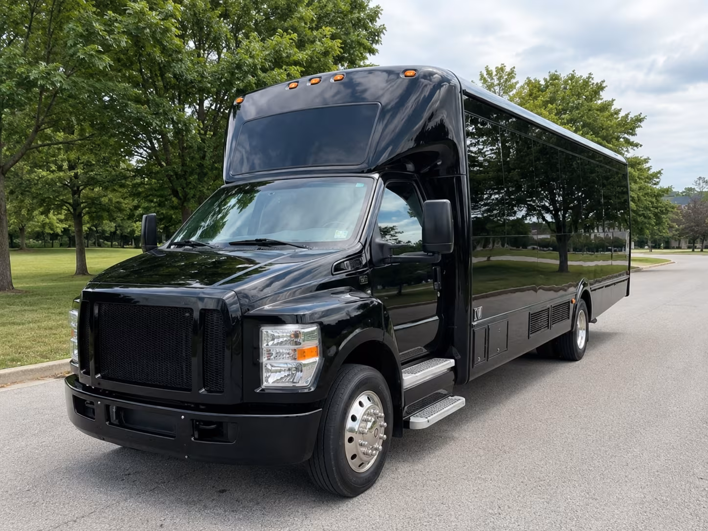 Myrtle Beach Concert & Music Festival Transportation party bus exterior