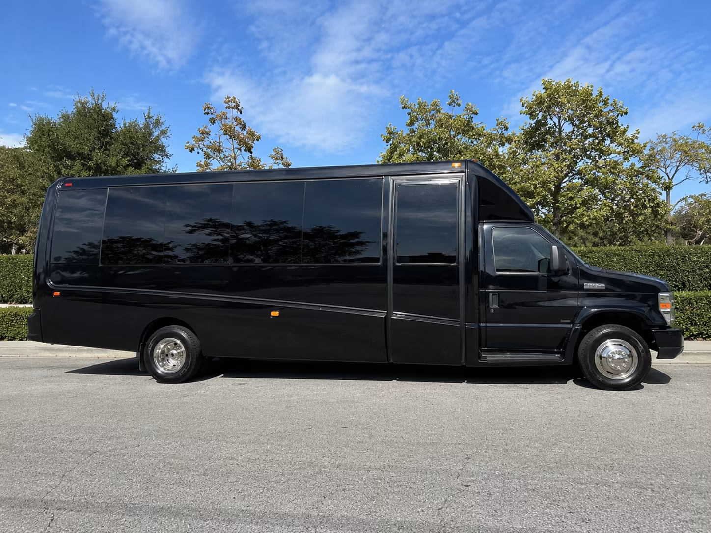 Myrtle Beach Corporate Transportation party bus exterior