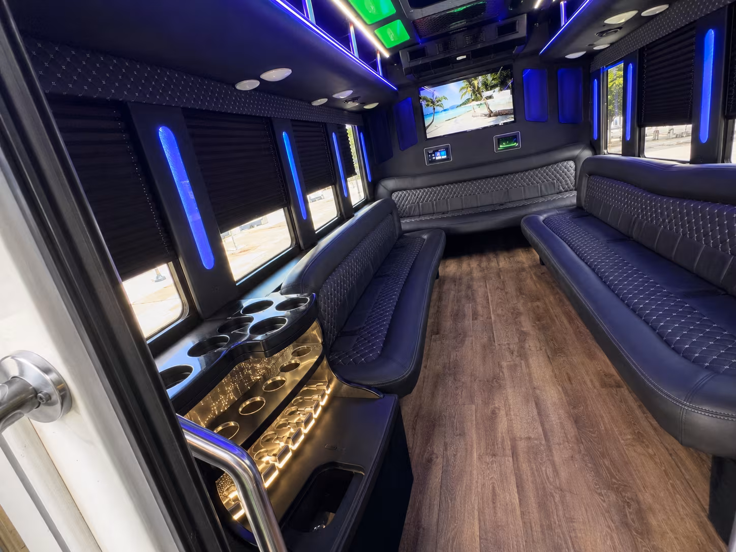 Myrtle Beach Prom & Homecoming Transportation onboard seating